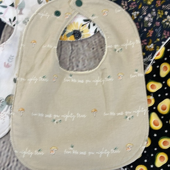 Designer handcrafted cotton Terry bib - Picture 3 of 10